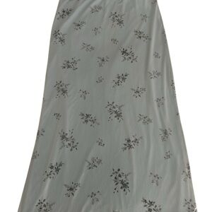 No Boundaries Women’s M (8-10) Light Blue Floral Maxi Skirt